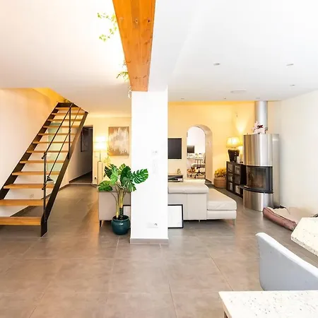 Cendree 4 Bedrooms 20 Minutes From Geneva Villa