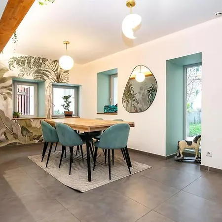Villa Cendree 4 Bedrooms 20 Minutes From Geneva Divonne-les-Bains
